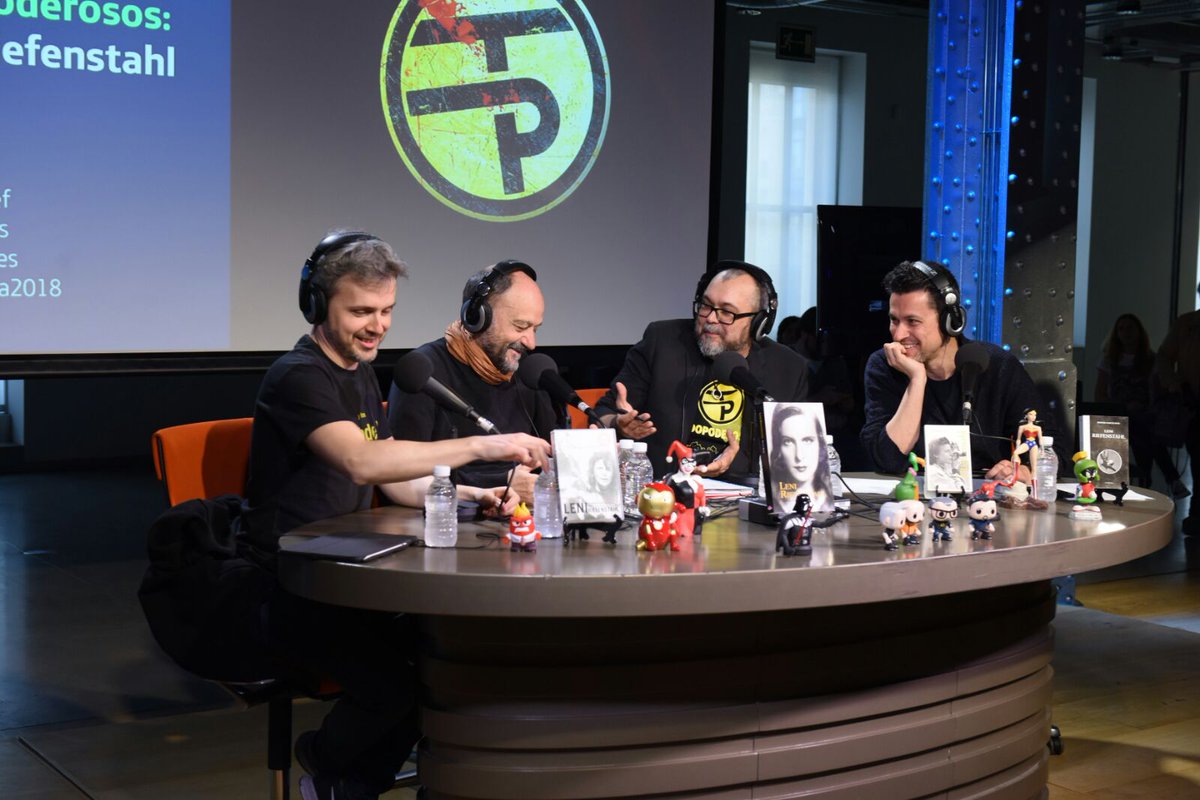 EspacioFTef's tweet photo. Acaba @TPoderosos #TPLeni . ¡Qué bien nos lo hemos pasado! Muchas gracias a @JuanGomezJurado @cansado2 @rodrigocor7es  @ArturoGCampos y a todos los que nos habéis seguido por redes y por streaming. https://t.co/Cut92aomR9