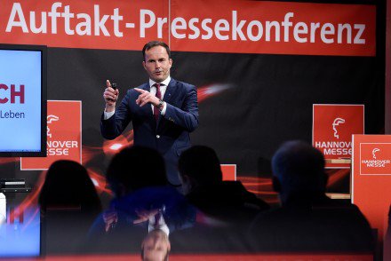 ITUSAevent's tweet image. Live &amp;amp; on-demand broadcasts from Hannover Messe / CeMat 2018: tinyurl.com/yddlu5hx
@GlobalSalesPros 
@hannover_messe 
#CeMAT2018  #HM2018