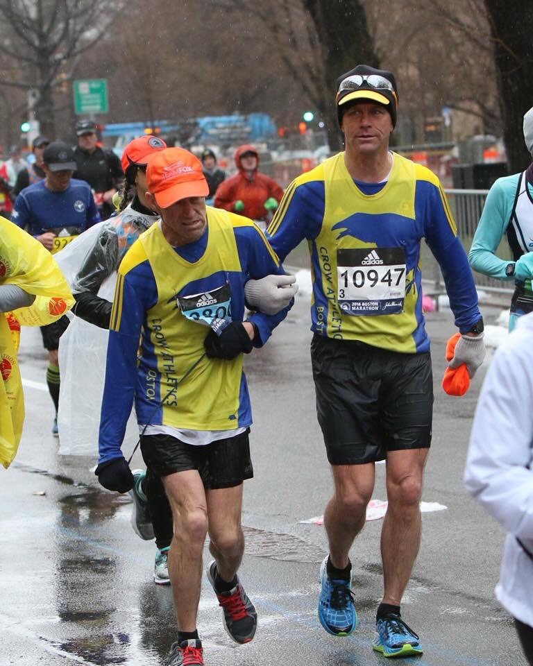 these brothers 💙💛 mike & rolf westphal, telling parkinson’s disease to fuck off.
•
#crowathletics #bostoncrows #bostonmarathon #boston2018 #marathonmonday #passthebaton #togetherforward #toughbirds #marathonmonday #outrunningparkinsons #teamfox #michaeljfoxfoundation #mjff