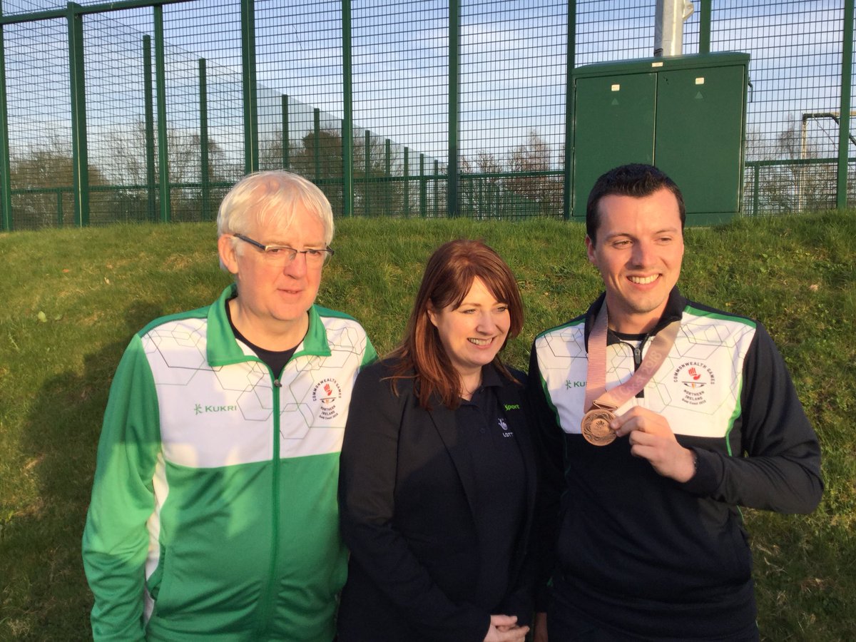 _SportNI's tweet photo. Welcome home @GoTeamNI! Fantastic to see athletes and support staff return from @GC2018 with 12 🏅🏅Congratulations to all for your hard work, determination and team spirit! #sharethedream #commonwealthgames https://t.co/s3RVUjQD1O