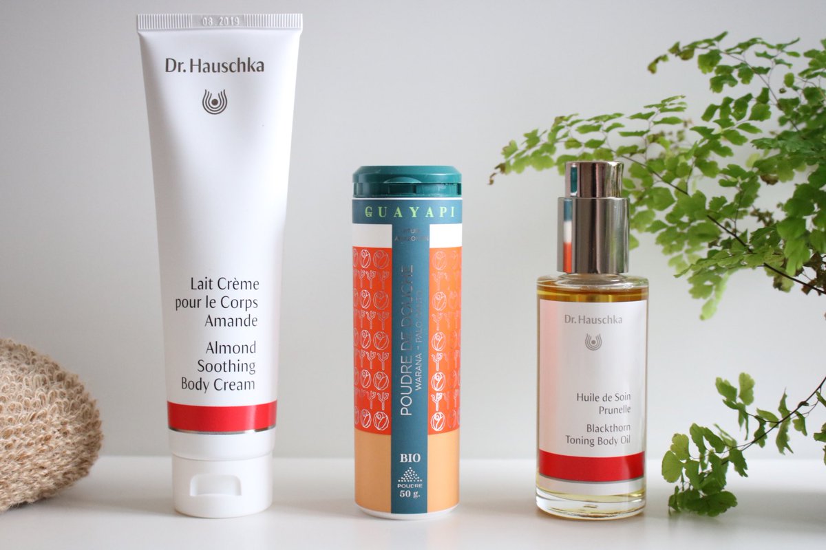 my_coccibulle's tweet photo. Sur le blog 🌿 vous pouvez retrouver ma routine de soins corps du moment 🌸 #blog #blogbeaute #blogbeautebio #beautebio #cosmetiquebio #beautenaturelle #cosmetiquenaturelle #guayapi #drhauschka https://t.co/54KbpAjS5a