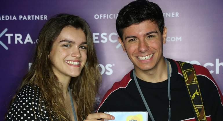 Baskonista84's tweet photo. Mini Interview de Amaia y Alfred para la BBC ❤ #LEP2018
https://t.co/L02SHypdAE https://t.co/h0gRgrXTGp