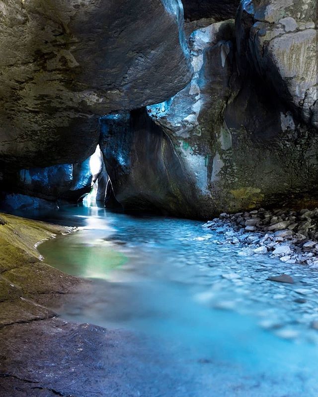 igerspn's tweet photo. Buonasera Igers!
Da metà aprile ha riaperto anche il bellissimo percorso lungo le grotte di #Pradis dove si trovano ancora oggi tracce dell'uomo preistorico.
Molto coreografiche e suggestive, noi ve le suggeriamo vivamente, anche per realizzare bellissi… https://t.co/xWqplhSckt https://t.co/UeuUrc2wCn