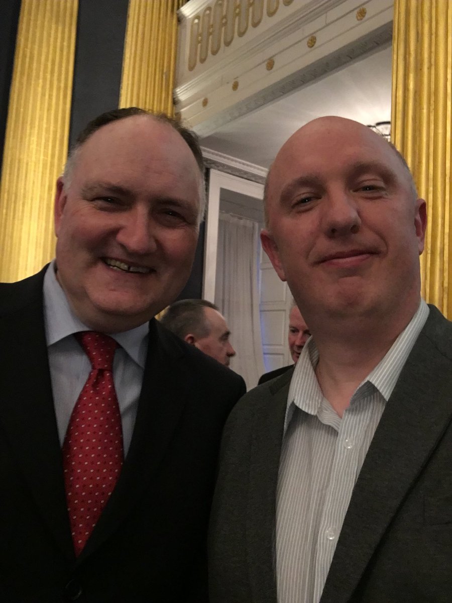 conan_de_paor's tweet photo. @MulliganEddie this fella says hello @RepublicofPeter #statereception https://t.co/ucU6TuySxB