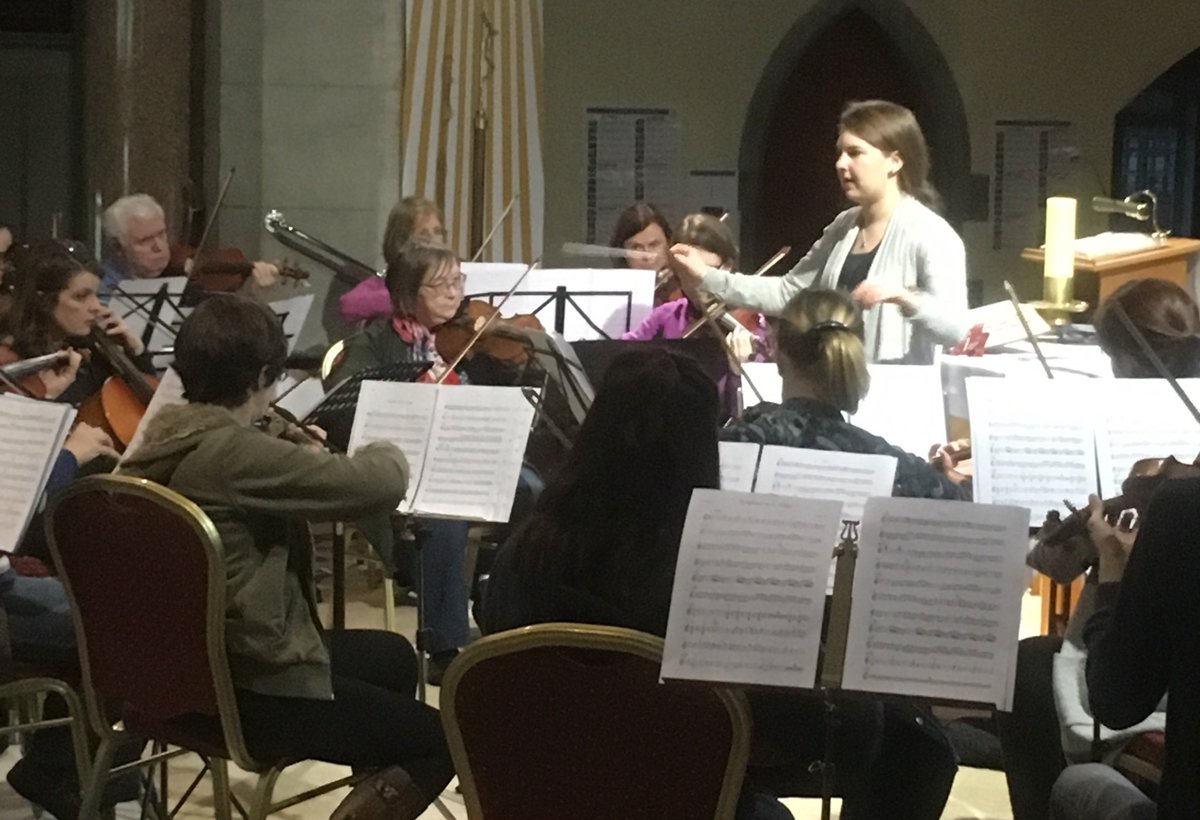 First rehearsal with guest conductor Karen Ní Bhroin in #Drogheda with @DroghedaOrch Wonderful music & WELCOME to new musicians who joined in. #Drogheda @MusicDkIT @LMFMradio @DroghedaLifecom @DrogIndo @droghedaleader