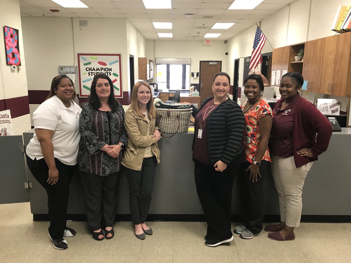 TheeRealDrJones's tweet photo. CONGRATULATIONS TO OUR PRINCIPAL ADELINE LOUPE FOR BEING SELECTED AS A SEMI-FINALIST FOR STATE PRINCIPAL OF THE YEAR!!!  She was selected as one of the 24 semi-finalists out of more than 200 principals across the state of Louisiana. We are so proud of you!!! https://t.co/JNKdacAclv