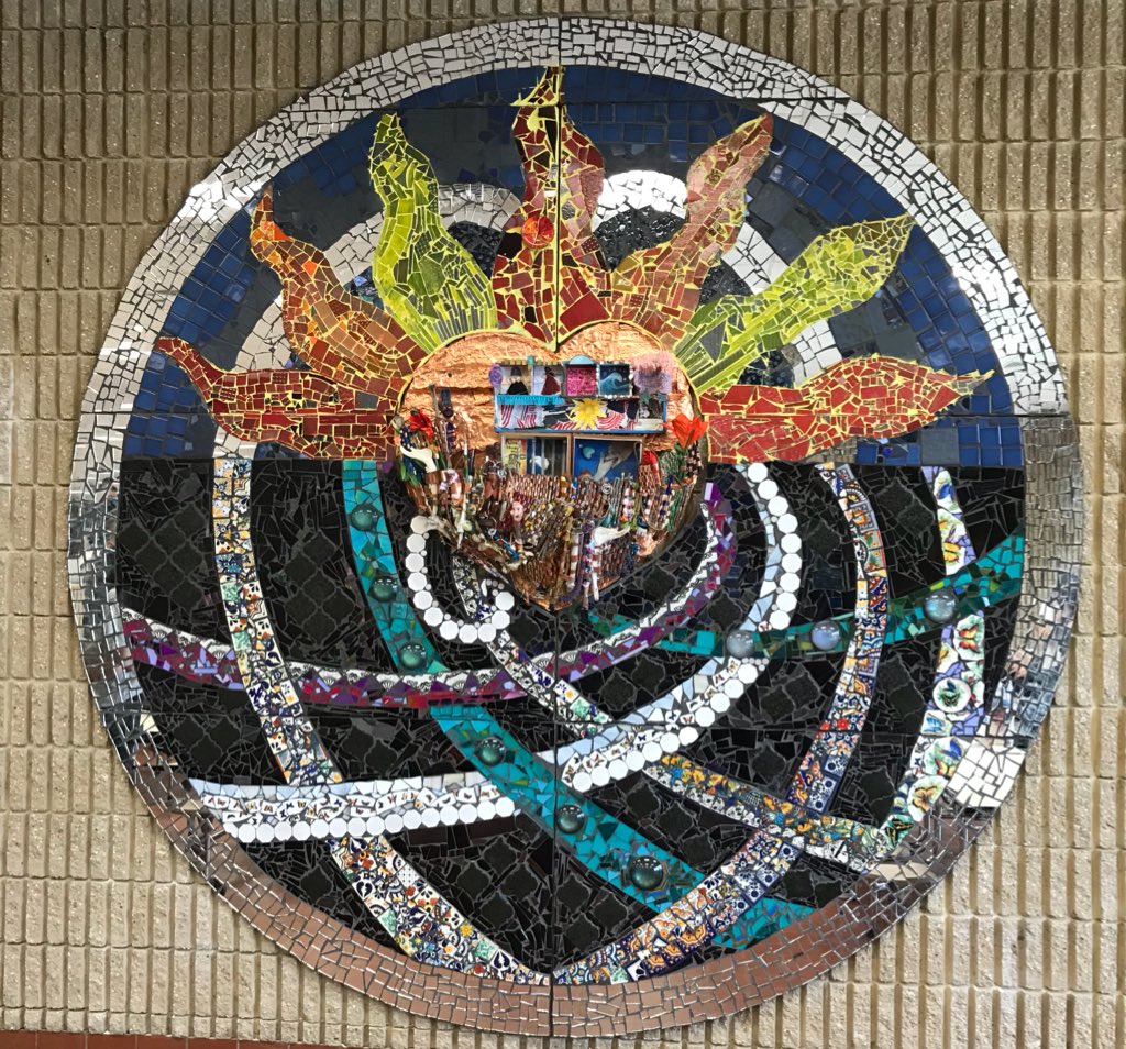 MrClemmer's tweet photo. The new mural is up in the @FallstonHS cafeteria and it is magnificent!! https://t.co/3woydXEYvQ