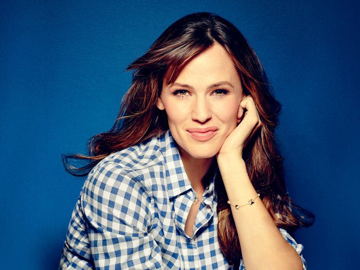 Happy Birthday Jennifer Garner!!!!    
