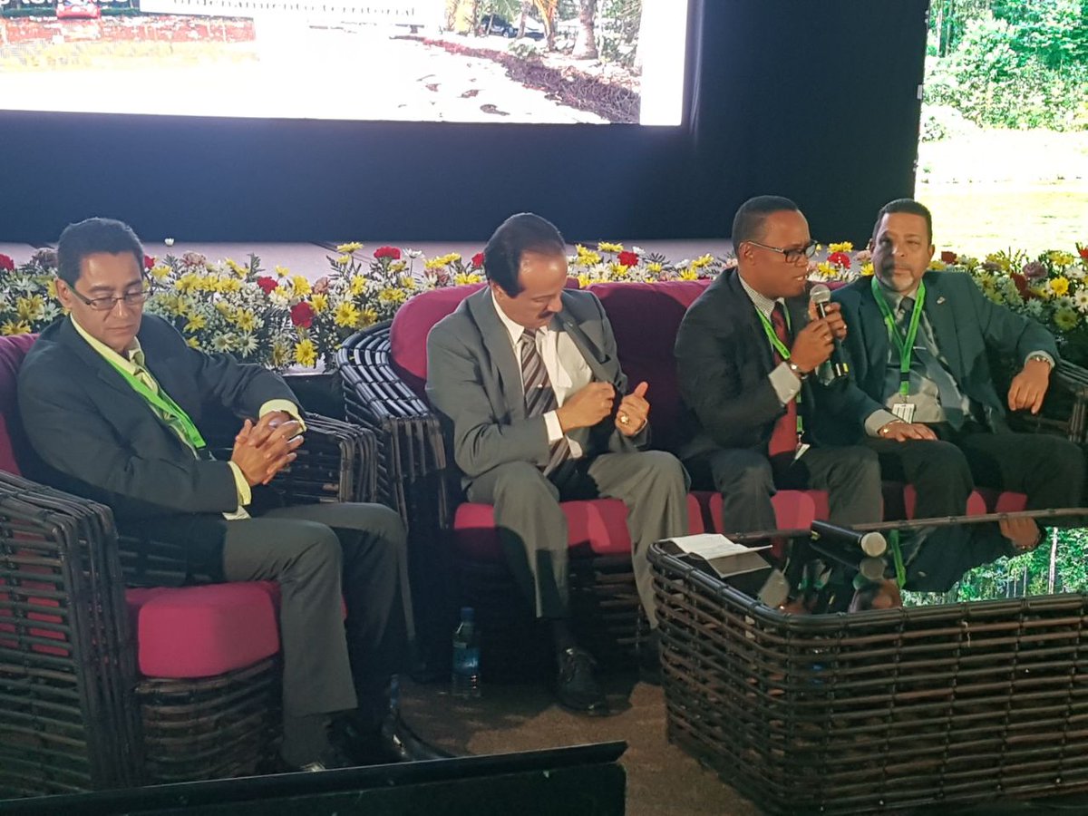 alchorrera's tweet photo. Participación del Alcalde Tomás Velásquez C. en el IV Congreso Iberoamericano de Municipios Verdes @AmupaOficial que reúne a 300 alcaldes y autoridades locales de Iberoamérica.Este evento busca adoptar decisiones ambientales #Amupa #LaChorrera https://t.co/dnCWG9MuAs