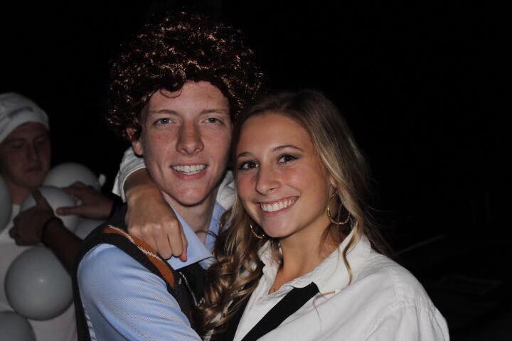 phoebemoon_18's tweet photo. Happy birthday to the bestest there is! Muchos love for my @kane_weaver 🌟 https://t.co/QPCl2tiimz