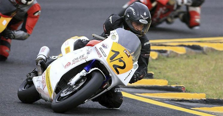 TodocircuitoWeb's tweet photo. Muere Alan Kempster, el mayor ejemplo de superación motera -> https://t.co/HINR6cpcrM @marcmarquez93 @rst_motodirect @guymartinracing https://t.co/sdqE4NVLVL