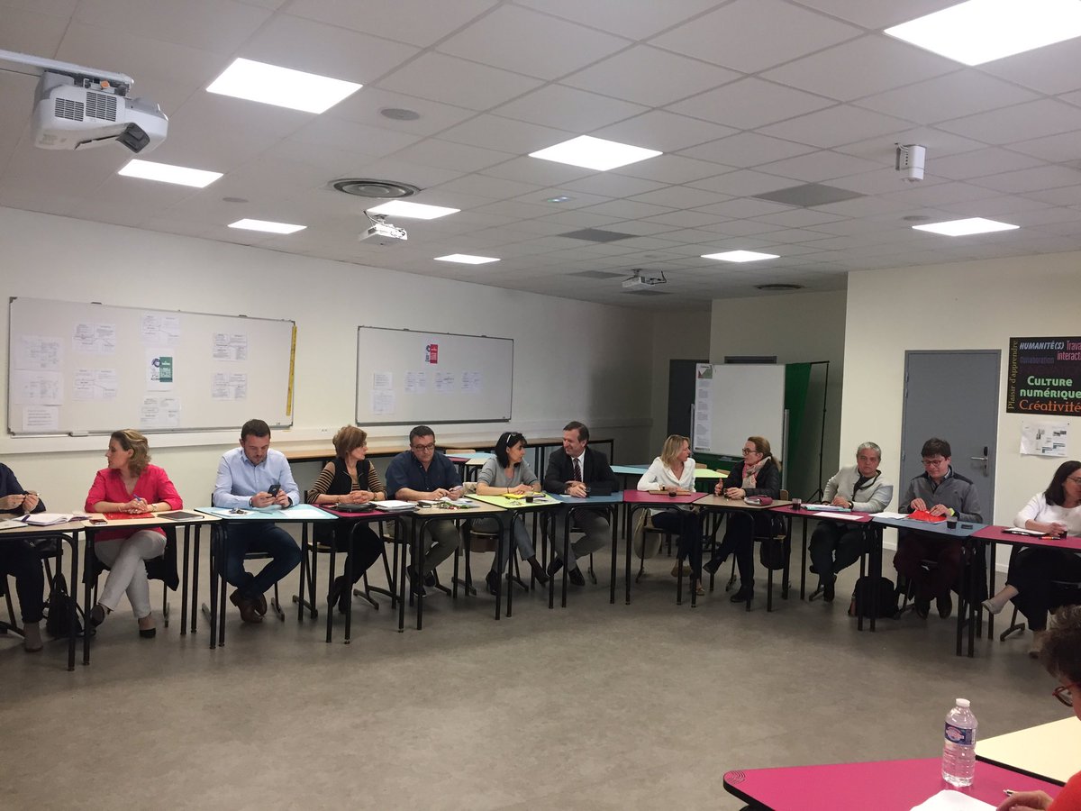 Le_Caousou's tweet photo. Séminaire annuel du conseil d'administration et du conseil de direction sur le projet d'établissement https://t.co/0JYOtp5x1x