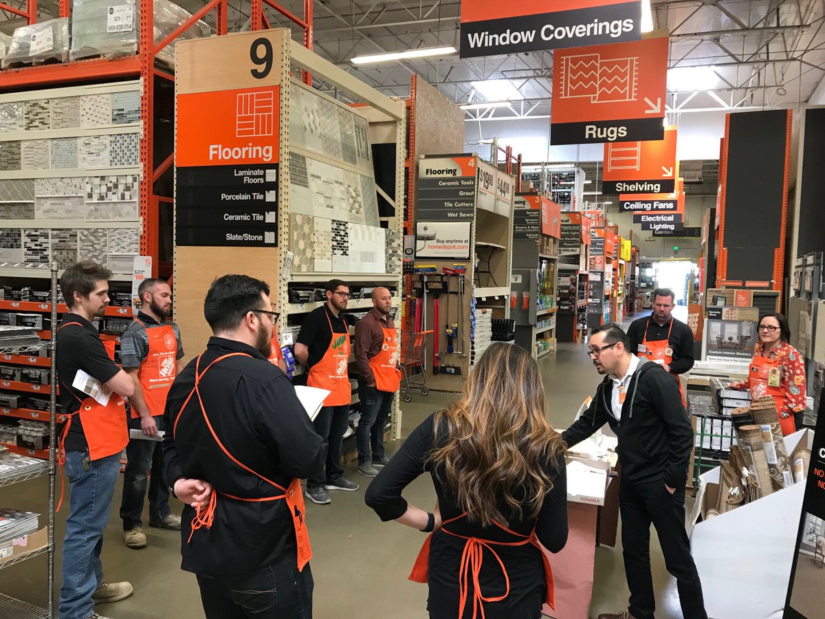 Great Day with Focus 6 Service Providers! Building the store connectivity. <a href="/Jaime_HD_D25/">Jaime Castillo</a> @THDShawnPacSth <a href="/Steven_Mousseau/">Steven Mousseau</a>