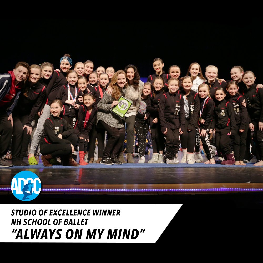 HeadlinersDance's tweet photo. A HUGE congratulations to NH School of Ballet and Mary Skiba's School of Dance as our #studioofexcellence winners from Derry, NH and Troy, MI! Amazing work, everyone!
#HeadlinersDance #Headliners2018 #HeadlinersDerry #HeadlinersTroy #dance #competition #congrats https://t.co/piary9S3Jm