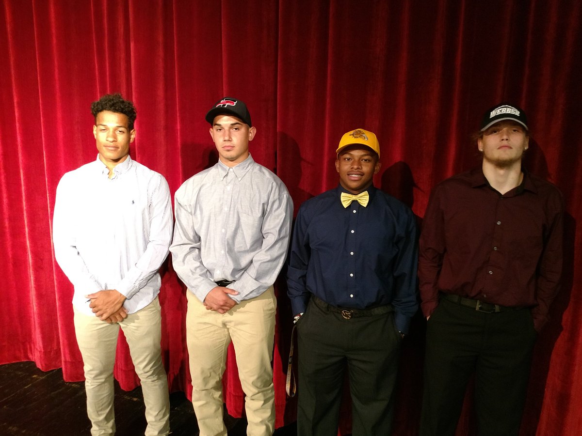 fb_bhs's tweet photo. More Eagles moving on... Proud of these guys.
Dominick Anderson- Warner University
Kevin Murphy- Webber University
Been Ramirez- southeaster University
Harry Kanu- St Thomas track and football
#betheprocess #tradition #soaringbacktogreatness https://t.co/hVuyYXoW9x