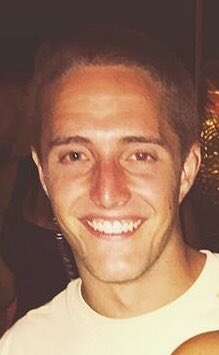 MichelleSMNews's tweet photo. Maximillan Bean, 24, of Barrington died last night when he veered off the road and drove into the Barrington River. His friend tells me he was a driver for UPS. Described him as a nice guy who liked to snowboard and spend time outdoors. @NBC10 https://t.co/AB3a3QJ73t