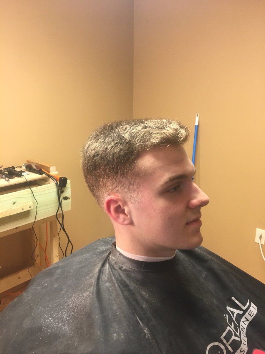 DomsHomeCuts's tweet photo. A busy night last night with 4 returning clients coming through the shop here’s the after shots for all of them @billswllw @tylerkaminski43 @bnero1625 @oscartrixtr https://t.co/TDai2qEPv0