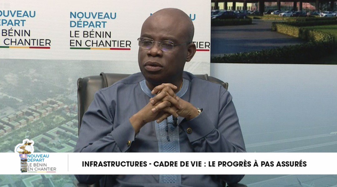 PresidenceBenin's tweet photo. «Nous lançons l’appel d’offre sur la tranche de la @boad_officiel le début du mois de Mai prochain» #BeninEnChantier #Wasexo #CadreDeVieBenin #PAGBenin https://t.co/z7xlypuQKC