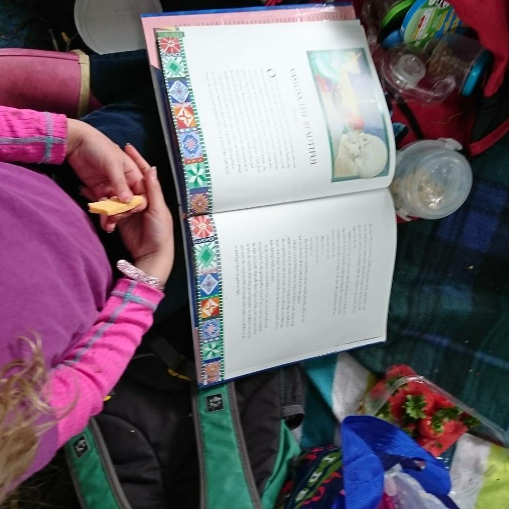 wildabtlearning's tweet photo. Learning to read: the unschooling way https://t.co/UIFY0p70F6 https://t.co/6LydEgWbHc