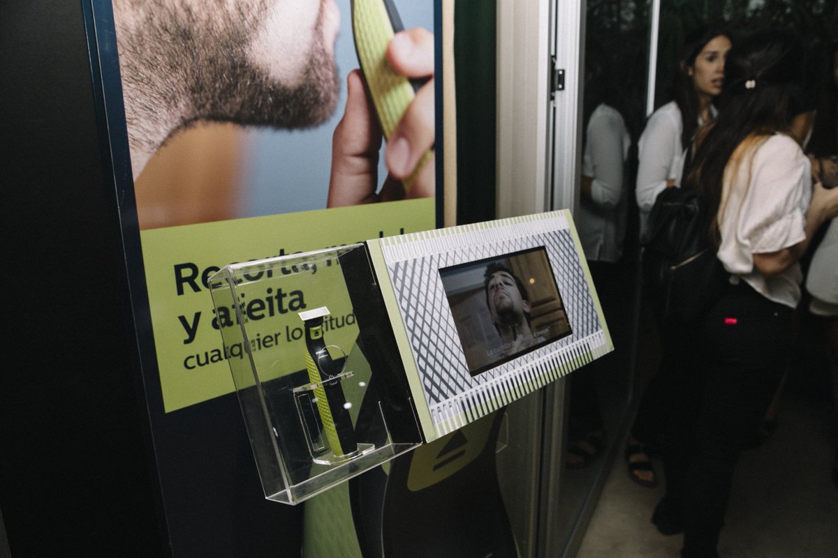 KetchumARG's tweet photo. ¡@Philips_Ar presentó One Blade, el revolucionario moldeador de barba ideal para lograr tu mejor look! #EstoEsOneBlade https://t.co/L0IyF75mEM