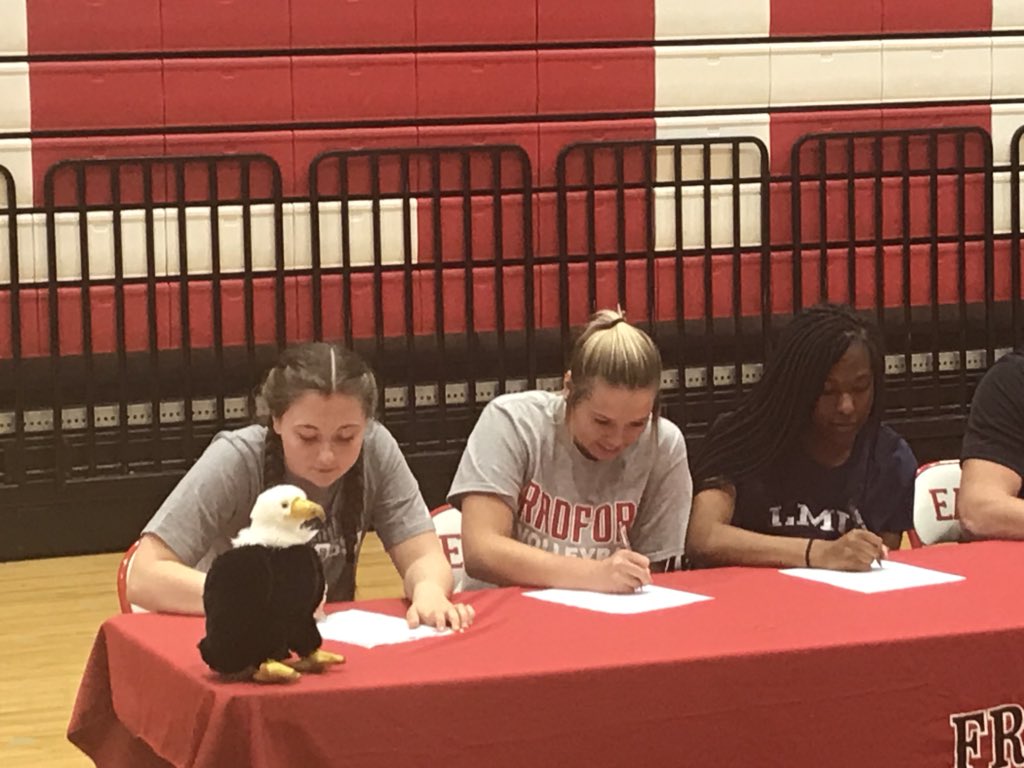 42_harvey's tweet photo. All of our commits are special but this one has held a special place in my heart since day 1! Looking forward to this next chapter! Congratulations @harvey_micaela ! #fcwl https://t.co/QhAmqOFcGs