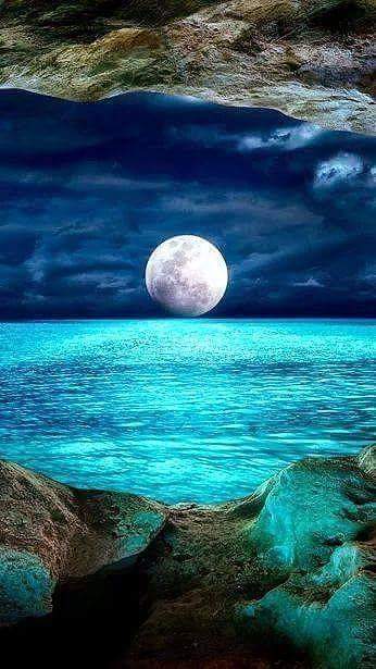 daamusicusa's tweet photo. #goodnight #music #musicproducers #MusicMakers #MusicProduction #MusicStudio #HomeStudios #miami #miamibeach #edm #spinninrecords #spinnindeep #spinninsessions #talentpool #Protocolrecords #revealedrecords #tomorrowland #summervibes #Bedroomstudios #RecordingStudio #MusicGear https://t.co/5KQcsuuRX6
