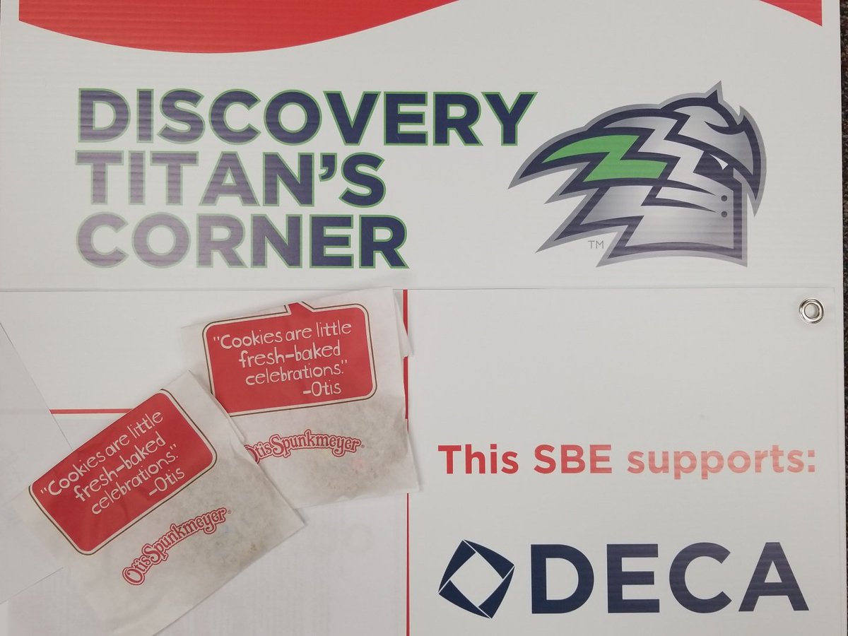 DhsTitanscorner's tweet photo. The first 50 DHS students to follow this account and retweet this tweet will get a free cookie at Titan's Corner school store tomorrow! https://t.co/HBeA8CF1jL