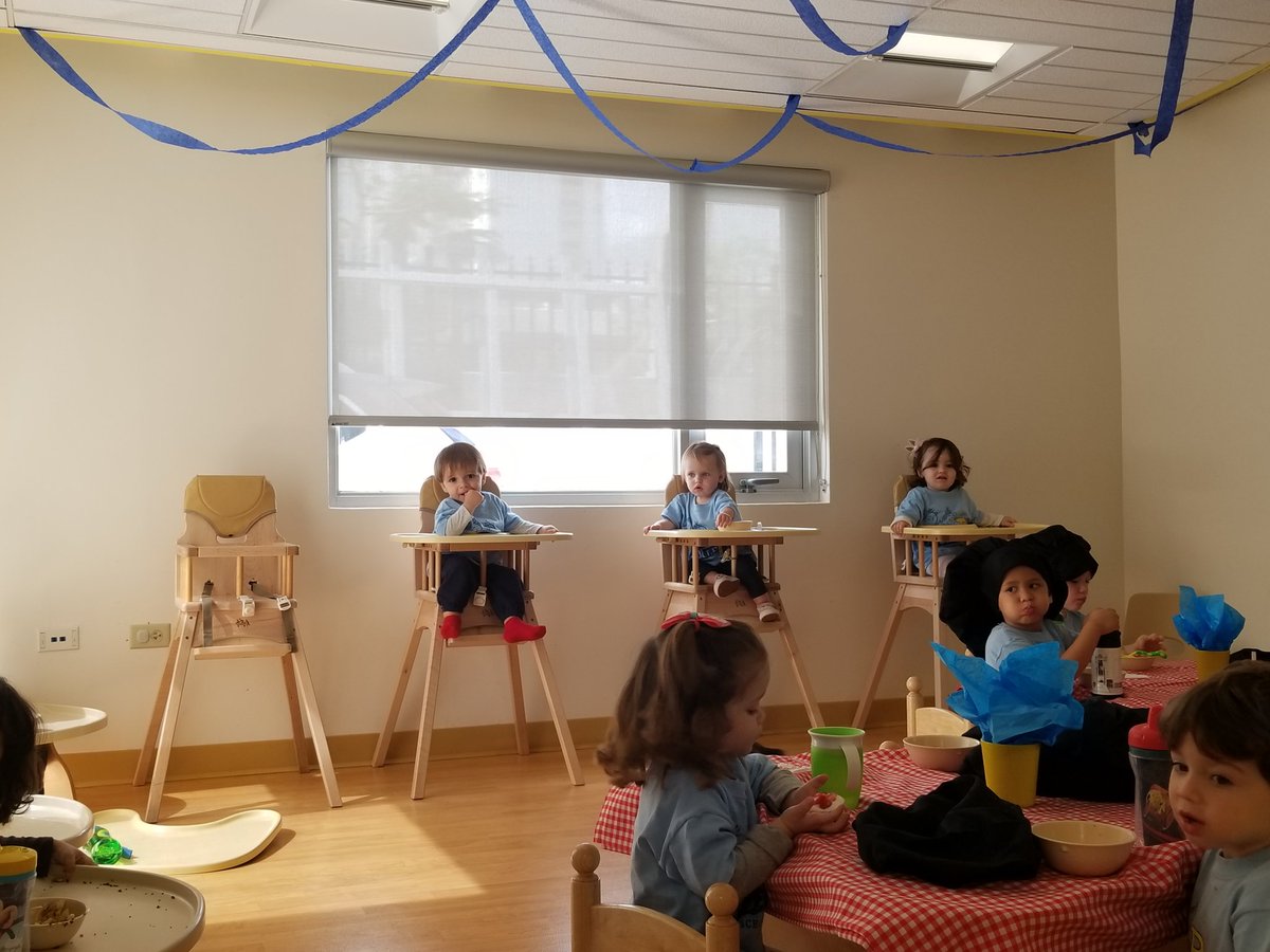 lramirezson2's tweet photo. Tasty Tuesday was a hit at Robinson Toddler House #RobinsonEarlyYears #WOTYC2018 #therobinsonway Restaurant Open for business 😉 Tasty foods from around the world https://t.co/0qGgGHdV5s
