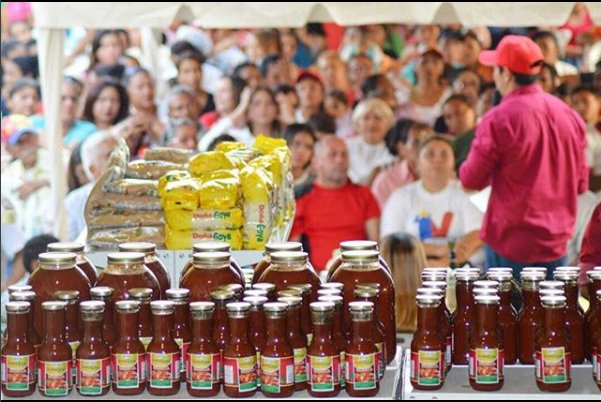 ProGuarico's tweet photo. En el municipio Camaguán del estado Guárico, fue inaugurada por el gobierno regional, en conjunto con la empresa de @Alimentosilmaca una planta procesadora de tomates, informó el gobernador de la entidad, @josemvasquez | #100PorCientoPensionados @NicolasMaduro @MinppalOficial https://t.co/L4lmPrZVI7