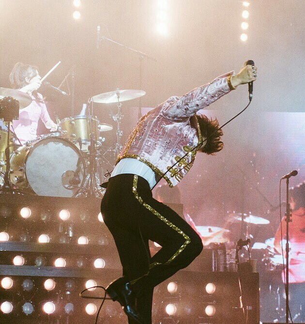 ccoucoumacherie's tweet photo. *Kiwi comes on shuffle*

Me: https://t.co/hdygLmObcP