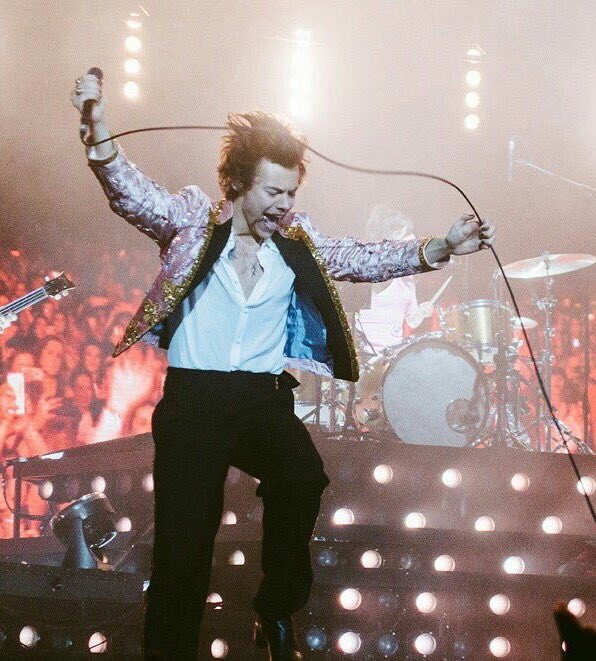 ccoucoumacherie's tweet photo. *Kiwi comes on shuffle*

Me: https://t.co/hdygLmObcP