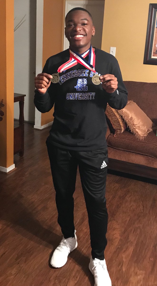 TlodHouston's tweet photo. Our newest honor, #TalentedTeenTuesday where we will recognize the wonderful accomplishments of our #TTAHou Please join me in congratulating ๐Teen Sydney for being inducted to the National Honor Society and ๐Teen Jalon for winning Best Actor @ District 1 Act Play Competition. https://t.co/Ju2cc58iLQ