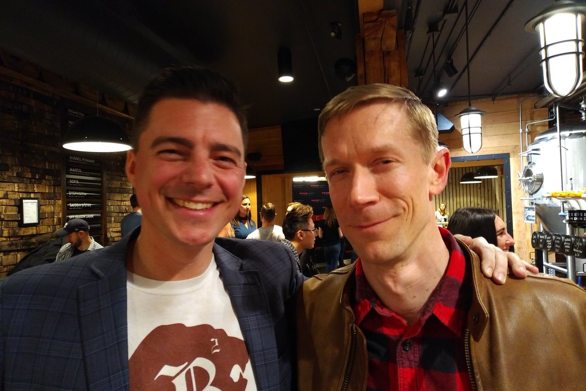 TweetFromHilary's tweet photo. Catching up with friends, learning about beer, and talking #blockchain! Great event hosted by @bytesxbrews #bxbsession #BytesXBrews https://t.co/OJEi6ffATe