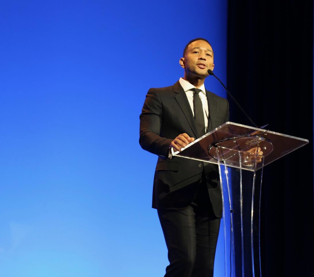 The only way to build just, equitable, &amp; thriving communities is by giving every young person freedom from systems that hold them back &amp; the opportunity to unlock their potential. Today, I spoke at #ASUGSV2018 about the role that justice plays in transforming our communities.