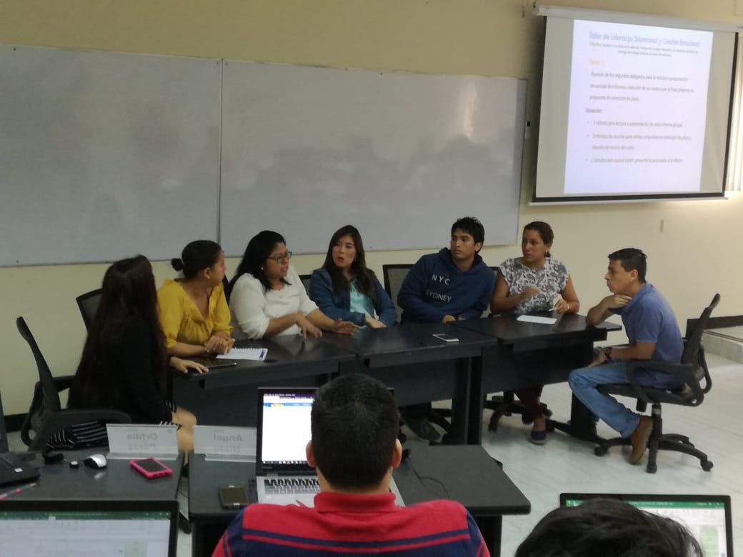 Orfpre's tweet image. En  @ESPAE, en #HabilidadesGerenciales, en el módulo de #DGH, con @wloyola, se realizó la reunión para determinar al segundo delegado que nos representó  y se mantuvo en la propuesta de apoyar la ampliación del plazo para la presentación del trabajo.