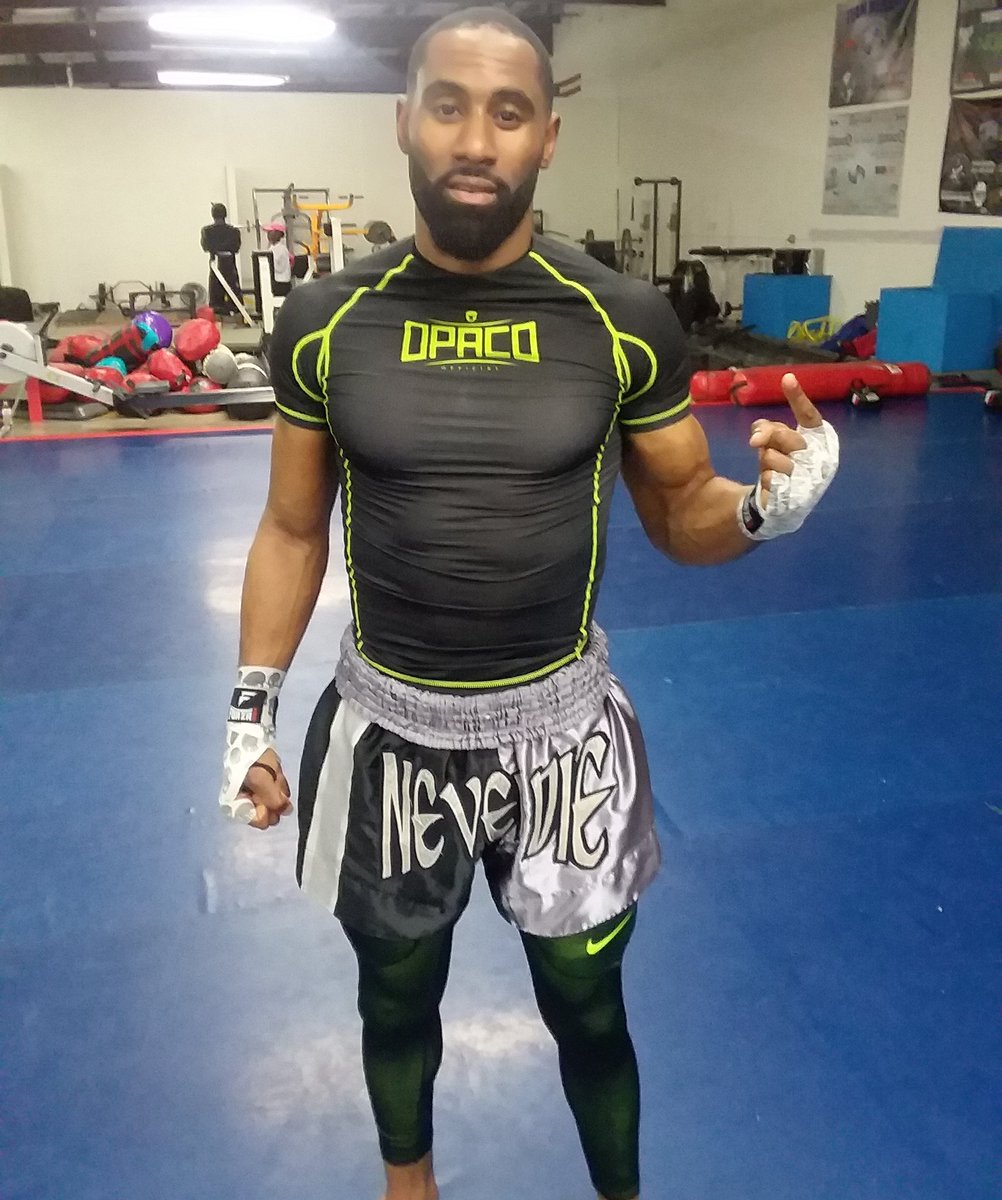 Omari_Boyd's tweet photo. Im coming!!! 
#thebodysnatcher #thetakeoveriscoming #boxing #training #glorykickboxing #opaco_internatiinal https://t.co/mgHQPWIs5W
