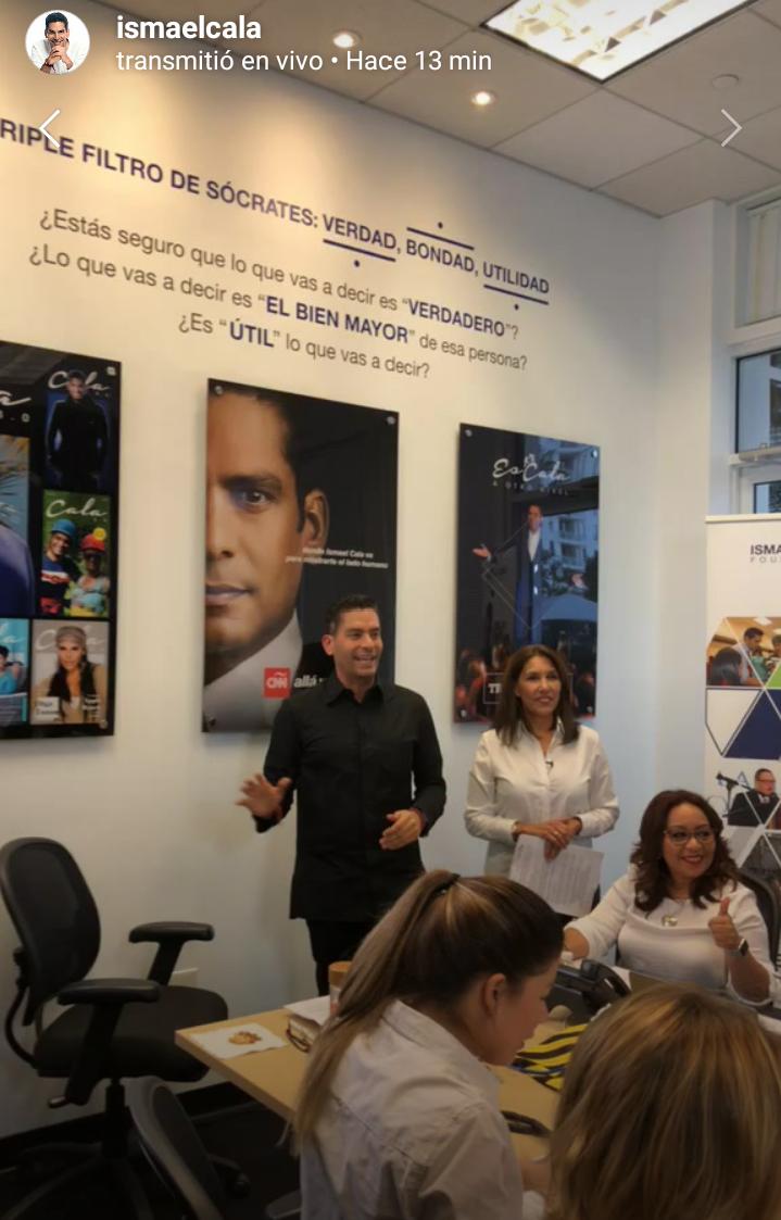 CalaMundial's tweet photo. Manda a decir @cala q lo llamen a #Calaton ❤😃☎☏📱📲📞📞📞❤❤👐👐👐👐👐 #SomosPadrinos de @CalaFoundation 👏👏👏👏👏 https://t.co/q8M30t9iV1