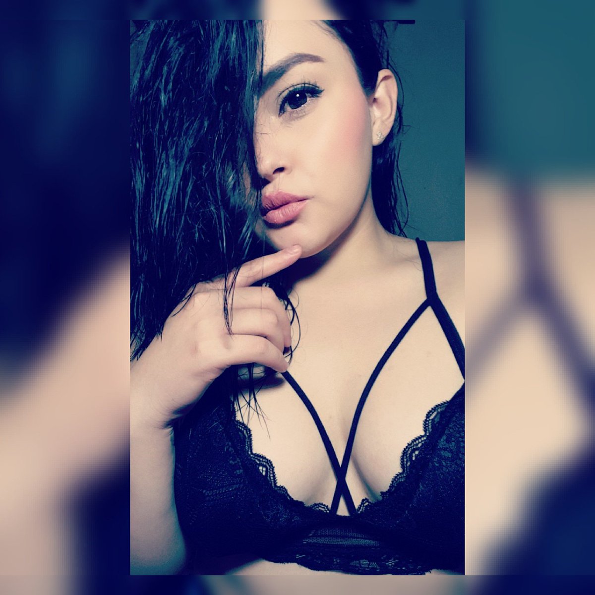 KarinaFascinet1's tweet photo. #NuevaFotoDePerfil😉❤🍃 https://t.co/BioGGcn04q
