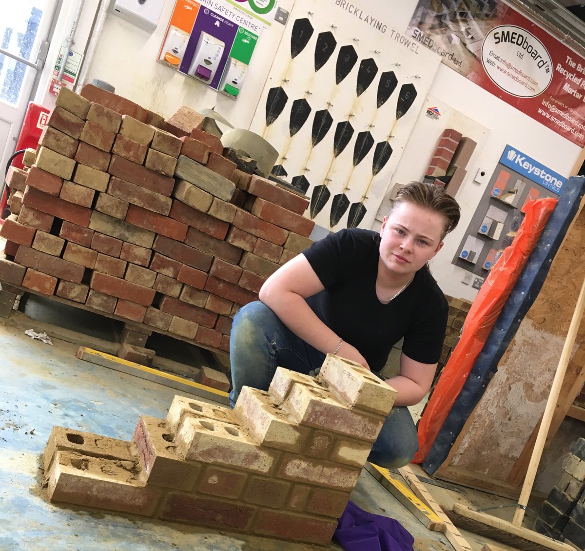 KayleighCH09's tweet photo. Very proud on what I started today. Thanks to the best construction teacher in the uk ayee @trowel63 I can’t thank you enough for all the support you have giving me and believed in me, got me to achieve goals in college I never thought I could. So thankyou https://t.co/ETwwJi2qRM