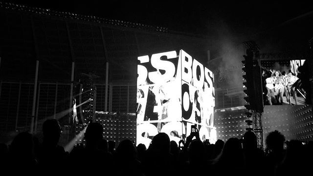 Fellowla's tweet photo. Beyoncé - World Formation Tour https://t.co/boJcgbp4Hv https://t.co/8699e0Peca