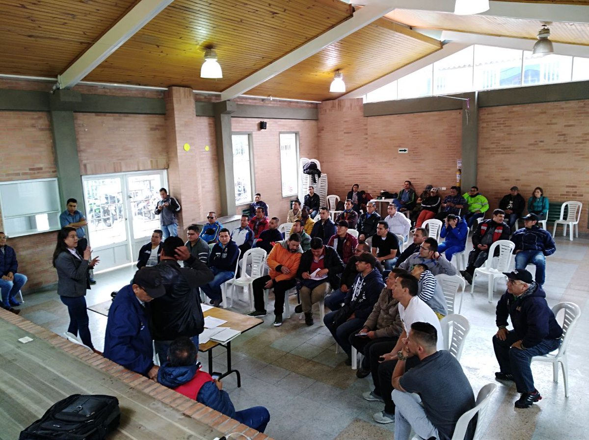 juridicocgt1's tweet photo. La Abogada Diana del Pilar Herrera Parra acompaña la Organización Sindical UTIBAC Subdirectiva Bogotá #DerechoalaNegocionColectiva #ReivindicandoConvenio98OIT #NegocionColectiva #UTIBAC https://t.co/qsncDV6DYL