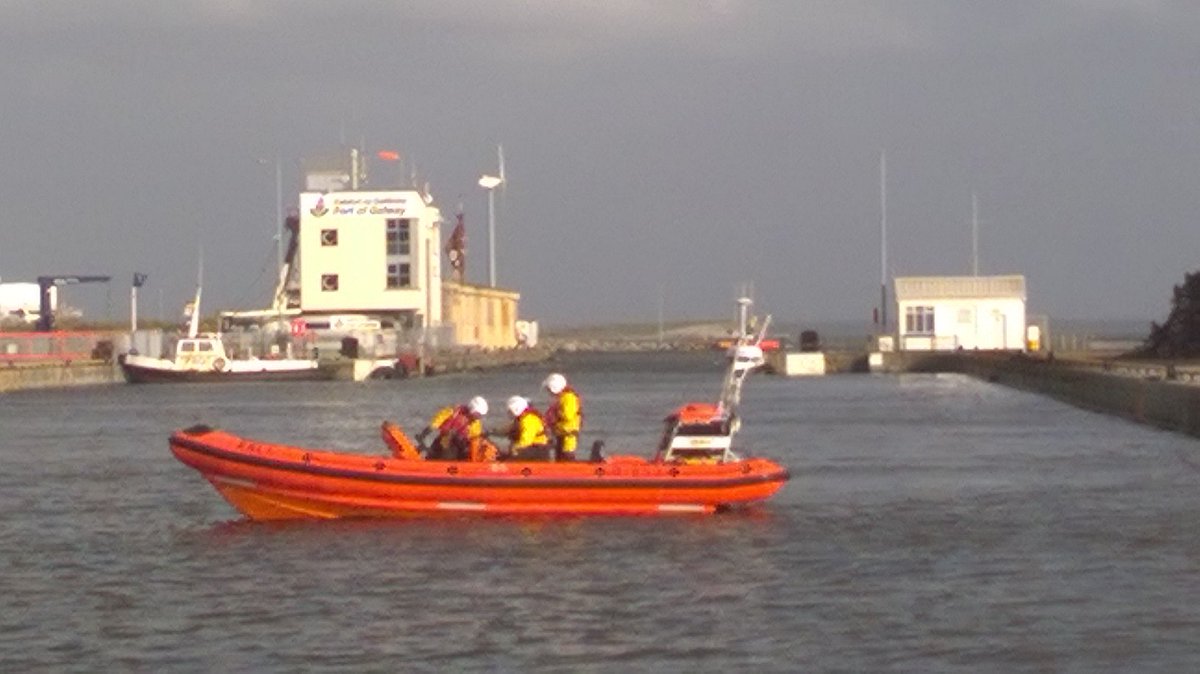 GalwayLifeboat's tweet photo. Mo being tested today @portofgalway #NewHelm @martinosurf 
Images LOM @swannybravo https://t.co/1GMFVRVNKN