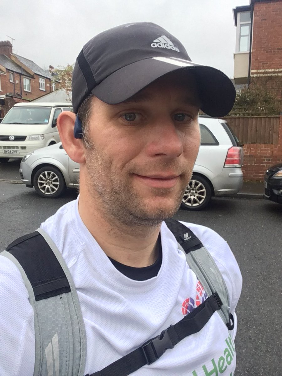 MattUpston's tweet photo. Tough @UKRCExeter club run tonight 6 x 800m hilly sprint lap relays in pairs. Well done everyone. @UKRunChat @UkTriChat #runninh https://t.co/Gmso1kphpY