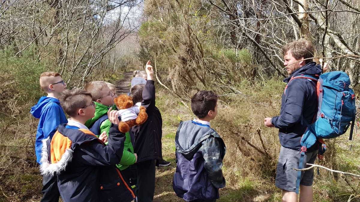 OutfitMoray's tweet photo. Our @stsylvesters1 group enjoyed exploring a little further along the coast today &amp; collected some birch bark for their adventures tomorrow. What do you think they will use it for? @TheMorayCouncil @ActvSchlsMoray @Active_Scotland @MorayTours @MyMoray @EducationScot https://t.co/lJbKzdaOvf