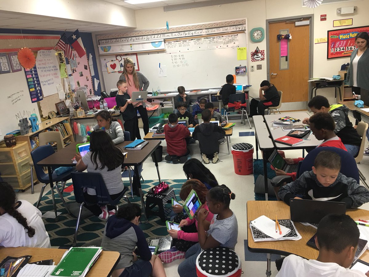 shannonf893's tweet photo. Love being able to collaborate with Ms. Aggus’ math class. #hodgesmisd https://t.co/ohylUEJHA9