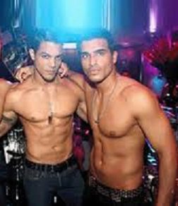 Scorts69's tweet photo. <a href="https://t.co/ZGzdJmMDUz">STRIPERS QUITO ECUADOR GIGOLOS GUAPOS!!</a> https://t.co/wV3XemBuYh