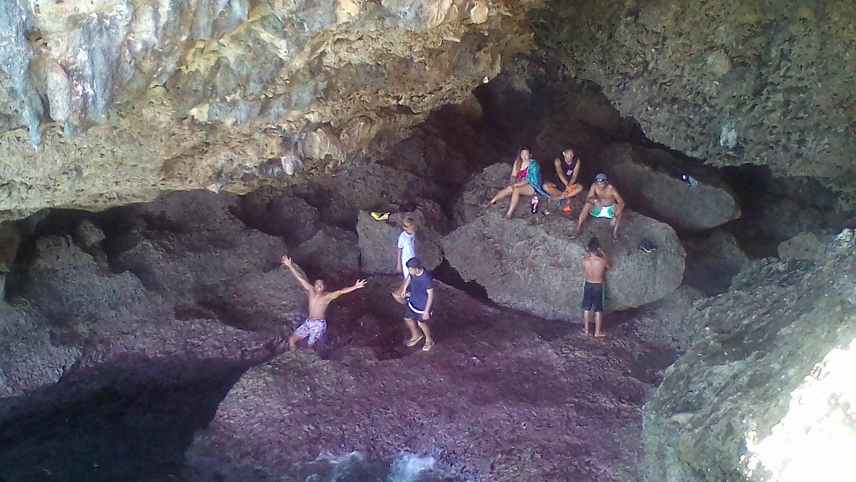 EdgarSarol1's tweet photo. Romblon Philippines 
Malapit ko ng marating yan 😂😂😂
#Philippines #Romblon #mycollection #brotherhod 😘 https://t.co/0uKbk4qro2