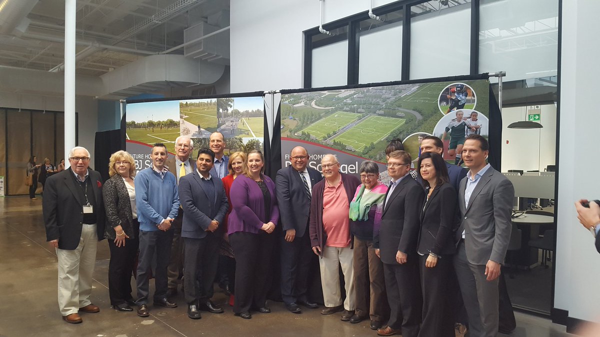 SchlegelVillage's tweet photo. Continuing to build community in Kitchener with $2.3 million for RBJ Schlegel Park. #KITSOTC2018 https://t.co/SYkY7x4eOf