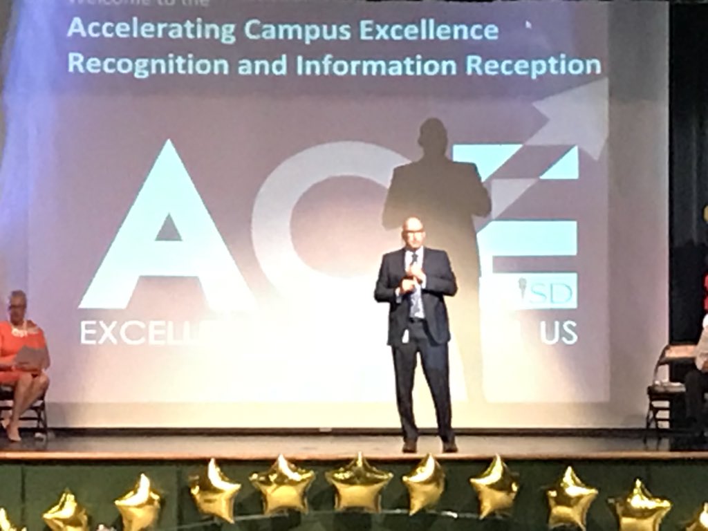nelsonortaedu's tweet image. Amazing #ACEProgram #GISDLearning teachers being welcomed by @wells_jovan @rlopez42 - celebrating awesome educators to change children’s lives!