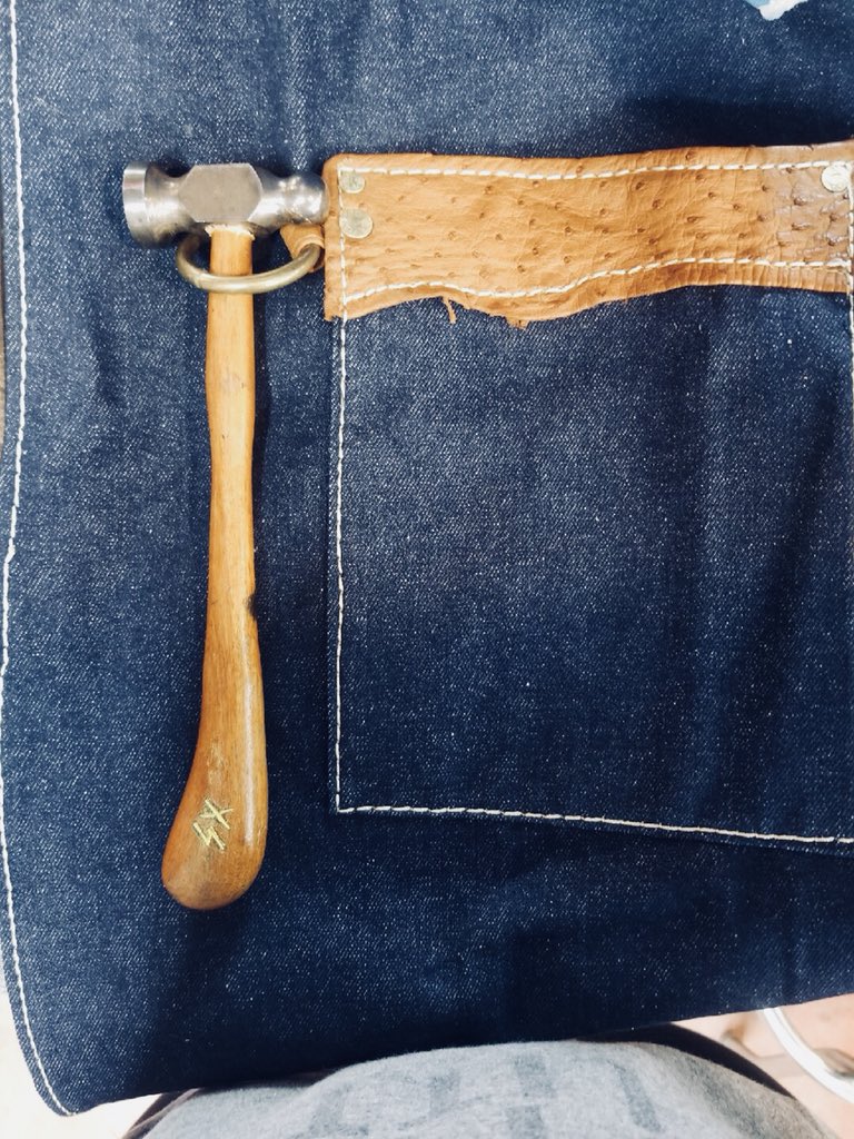 BenchToolJunkie's tweet photo. Because we live for Tool mods (and technically an apron is Tool related), Stephanie personalized the apron we got at the last @StullerInc conference. #HowIStuller #HowWeStuller #ToolMods #MetalMavens #NeverEnoughMetalsmithStuff #BenchJewelers https://t.co/eLjfQvboiI